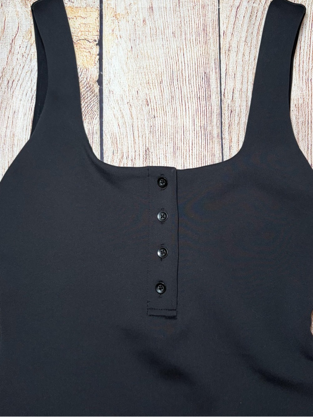 Alice + Olivia Manda Scoop Neck Bodysuit - Picture 4 of 8